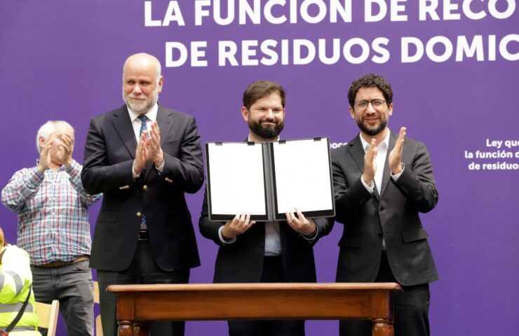 Promulgan ley que mejora condiciones laborales de los recolectores de residuos domiciliarios