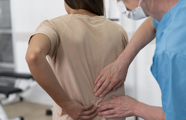 Suseso establece nuevo protocolo para calificar el origen de enfermedades de columna lumbar